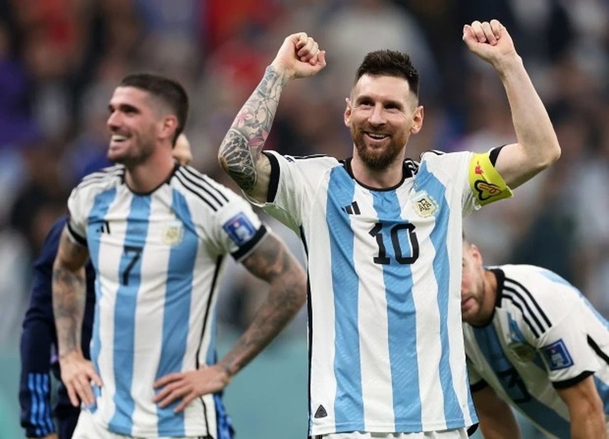 Messi được đồng đội đặt biệt danh Quái vật của Argentina - 1