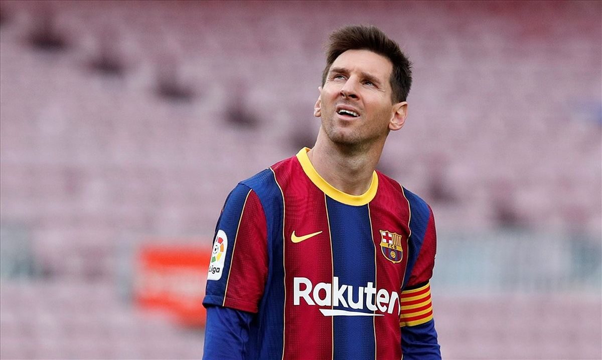 Messi không nên ở lại Barca để nhận lương bèo bọt