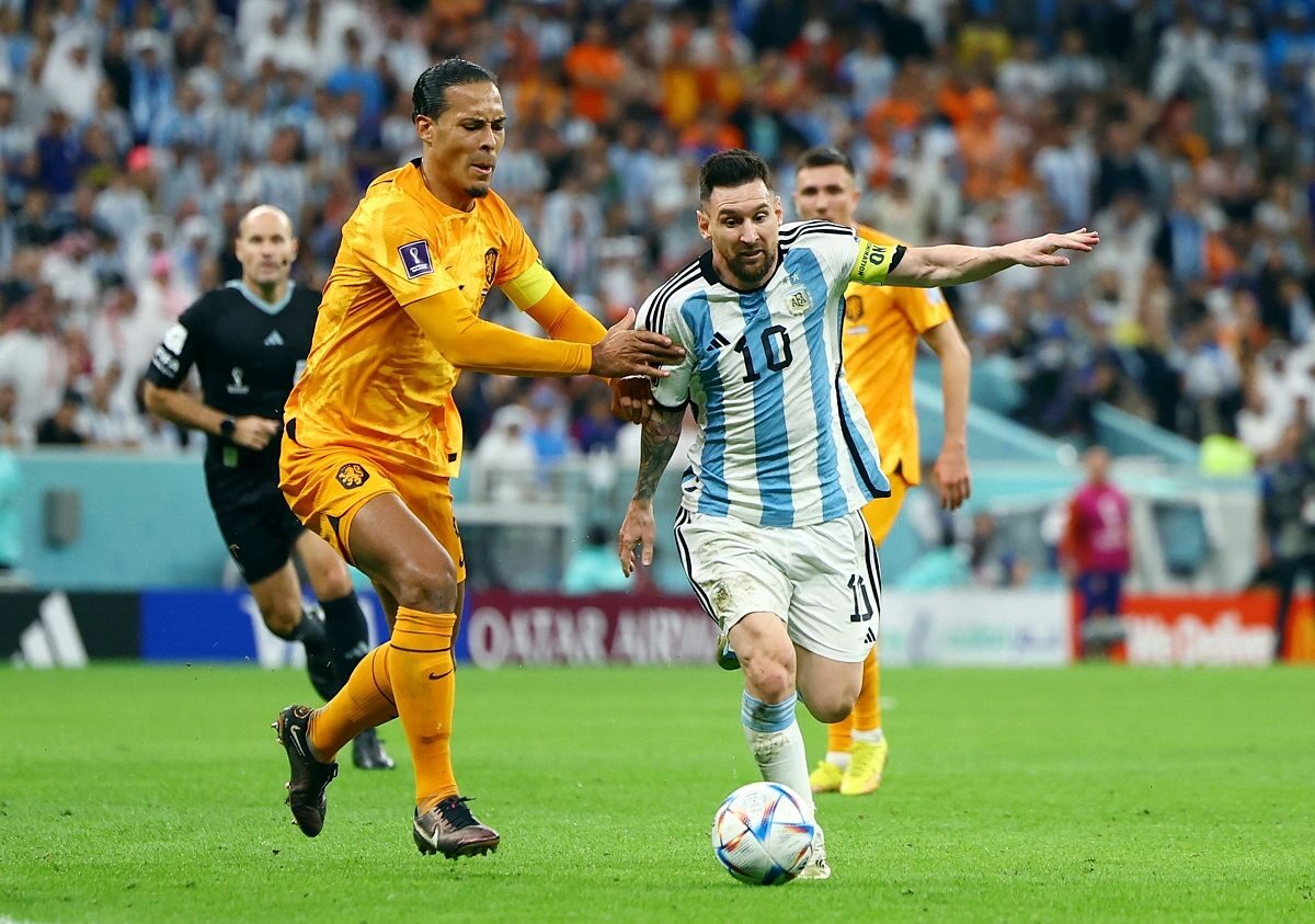 Messi vẫn là con người, nhưng thuộc diện “Người đặc biệt” - Ảnh 1