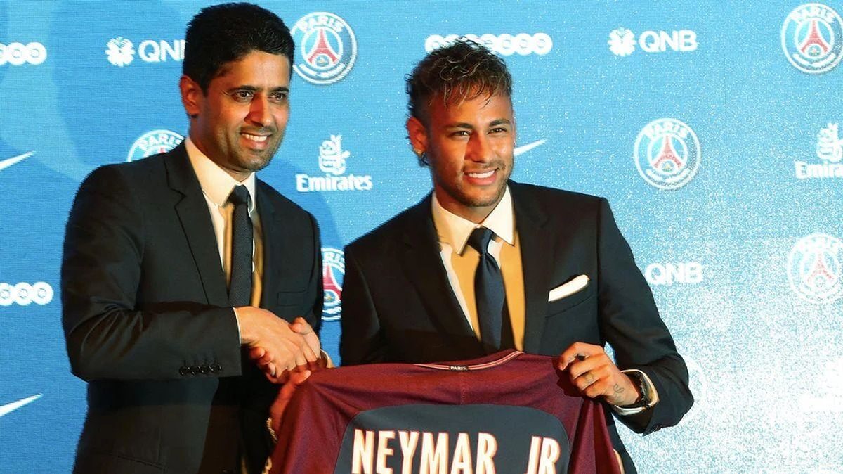 Neymar rời Barca ký hợp đồng với PSG với giá chuyển nhượng kỷ lục thế giới
