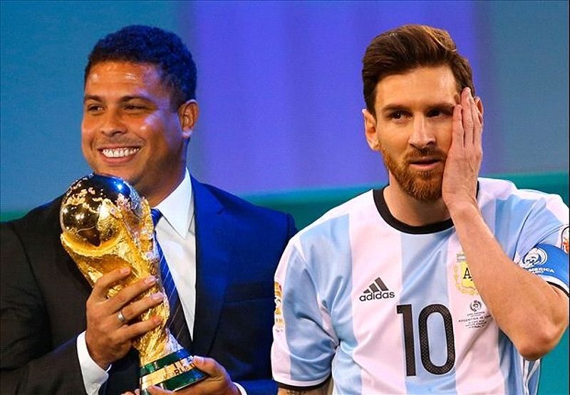 Ronaldo "Béo" cùng đồng đội