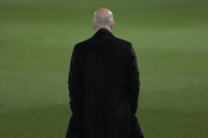 Zidane bị chỉ trích bởi truyền thông